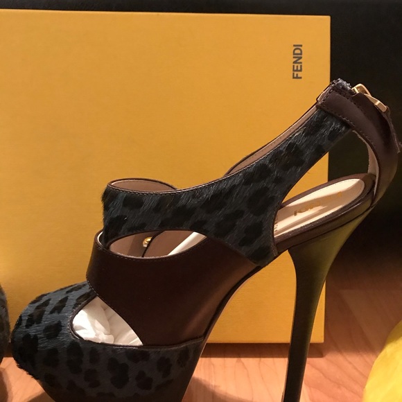 Fendi shoes - Picture 1 of 8